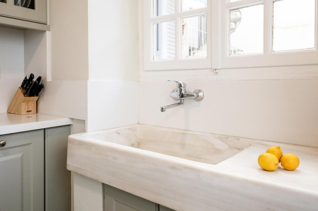 Apartamento The Rare Luxury Gem Near Syntagma, Kolonaki Square Atenas Exterior foto