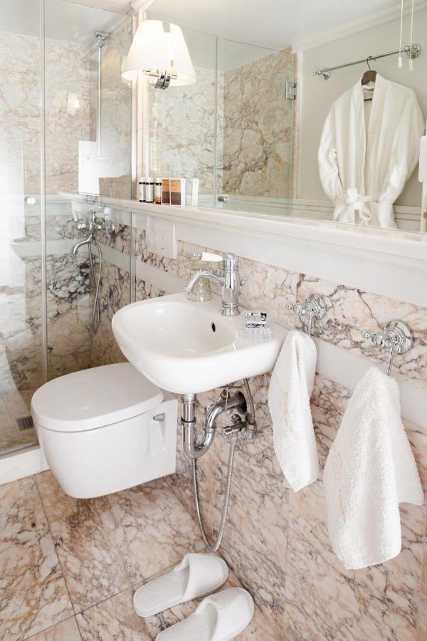 Apartamento The Rare Luxury Gem Near Syntagma, Kolonaki Square Atenas Exterior foto
