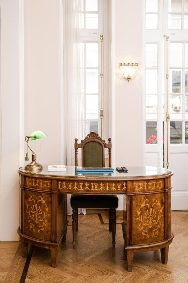 Apartamento The Rare Luxury Gem Near Syntagma, Kolonaki Square Atenas Exterior foto