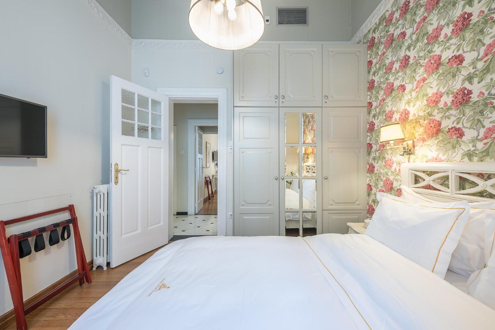 Apartamento The Rare Luxury Gem Near Syntagma, Kolonaki Square Atenas Exterior foto
