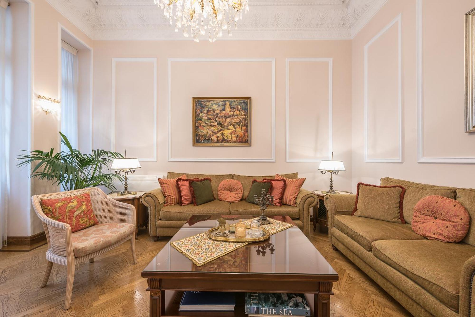 Apartamento The Rare Luxury Gem Near Syntagma, Kolonaki Square Atenas Exterior foto