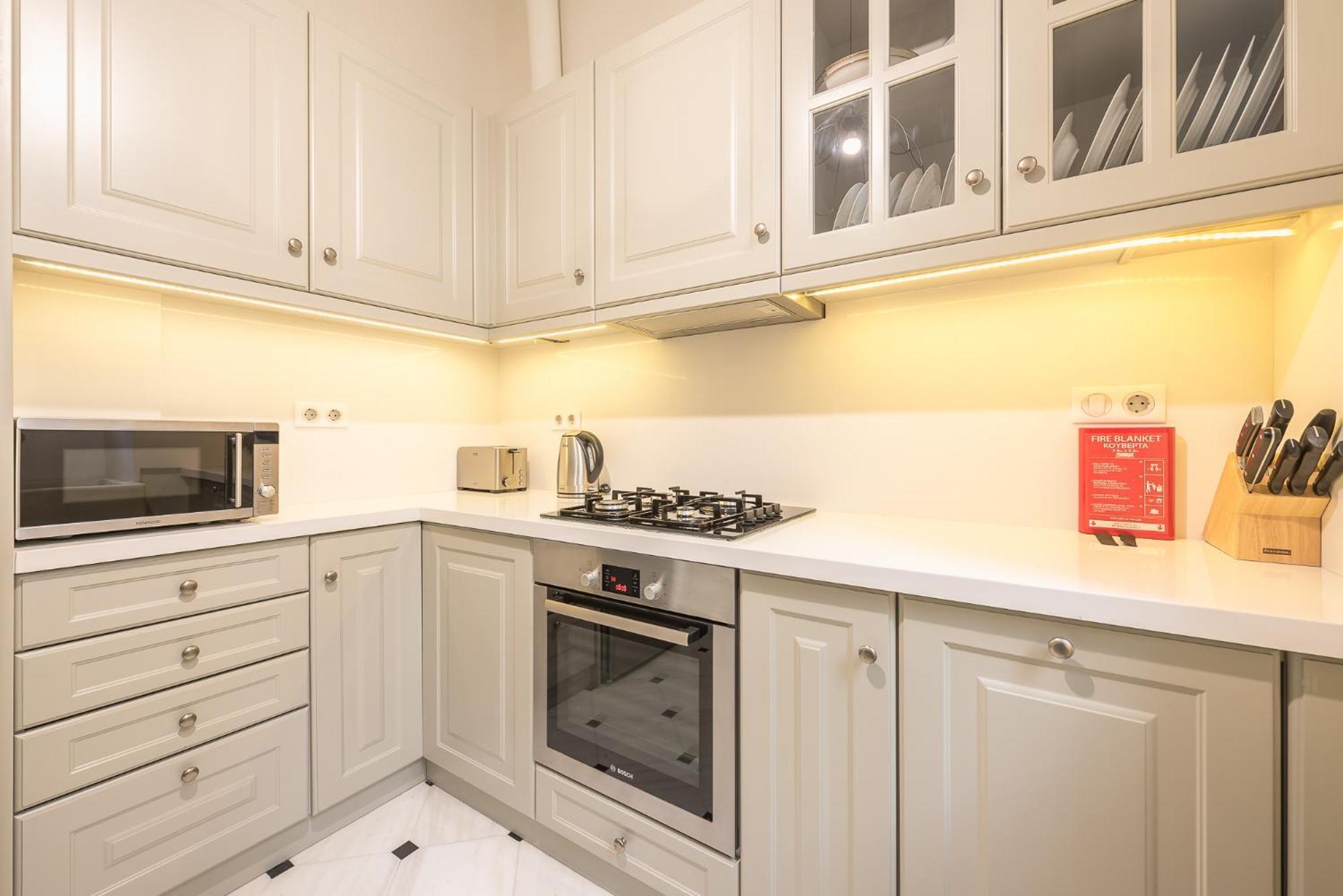 Apartamento The Rare Luxury Gem Near Syntagma, Kolonaki Square Atenas Exterior foto