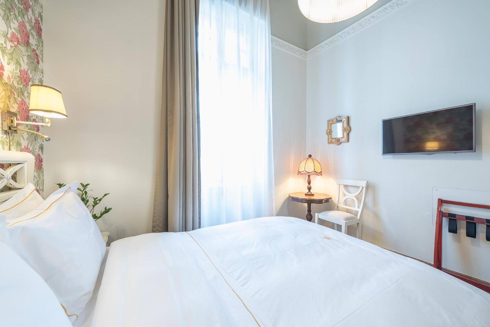 Apartamento The Rare Luxury Gem Near Syntagma, Kolonaki Square Atenas Exterior foto